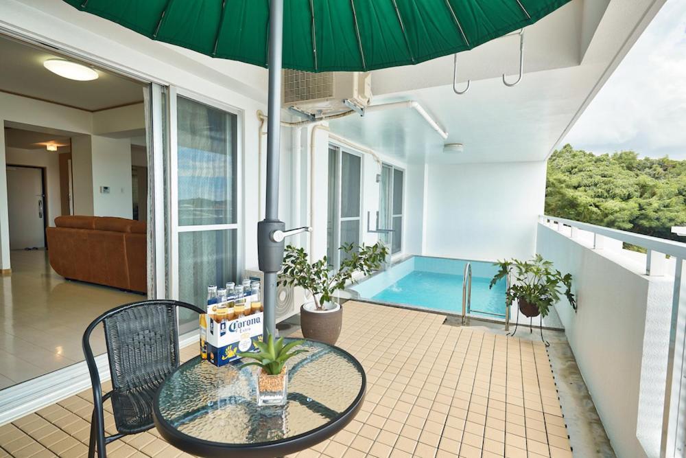 Apartmán Freedomhillsフリーダムヒルズa棟 Tomigusuku Exteriér fotografie