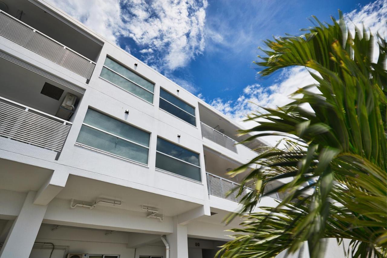 Apartmán Freedomhillsフリーダムヒルズa棟 Tomigusuku Exteriér fotografie
